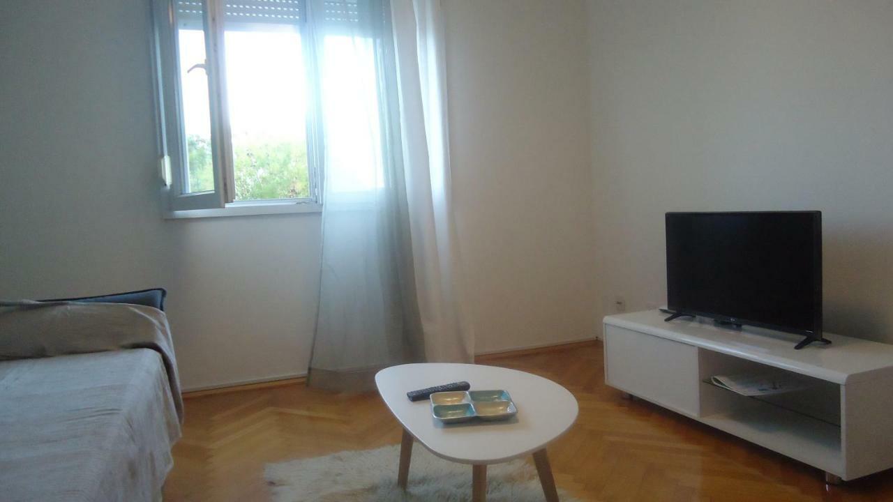 Central Panoramic Apartment Pula Exterior photo